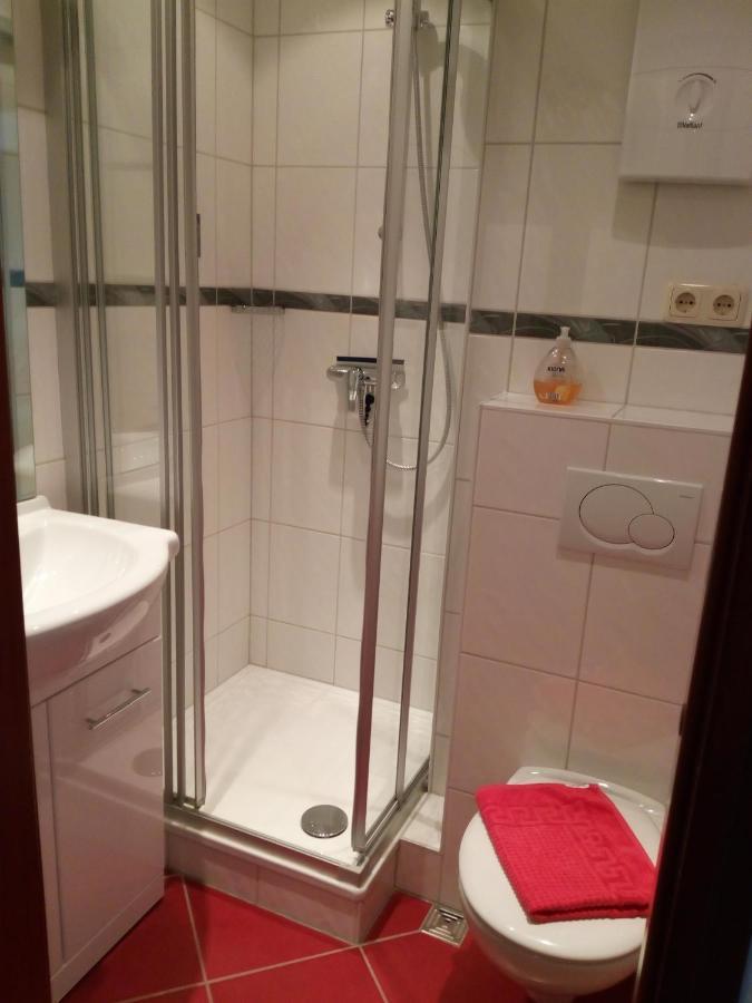Fewo Therme Inkl Handtuecher Und Bettwaesche 阿尔特瑙 外观 照片